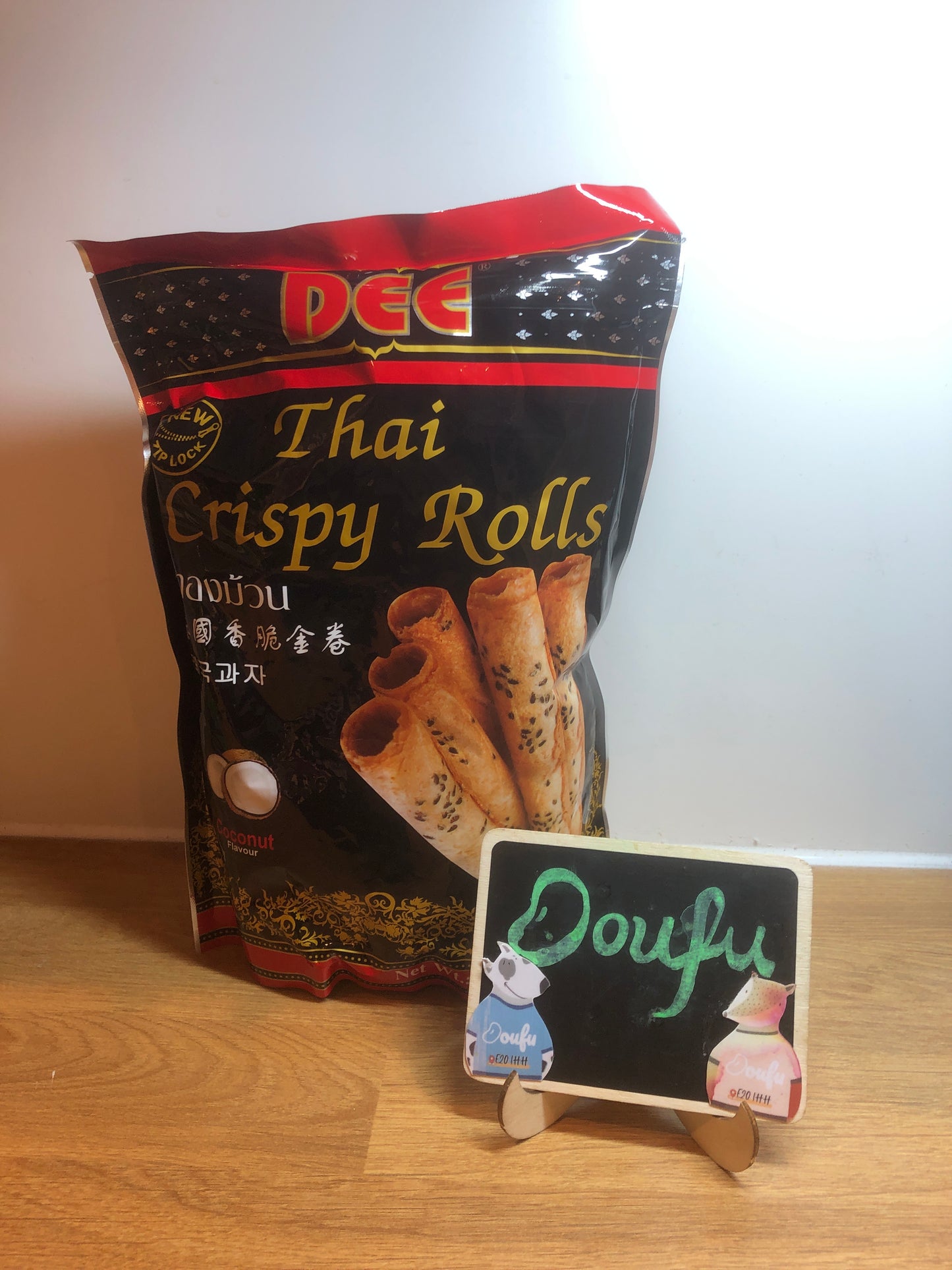 Dee Crispy Rolls Coconut Flavour泰国香脆金卷椰香