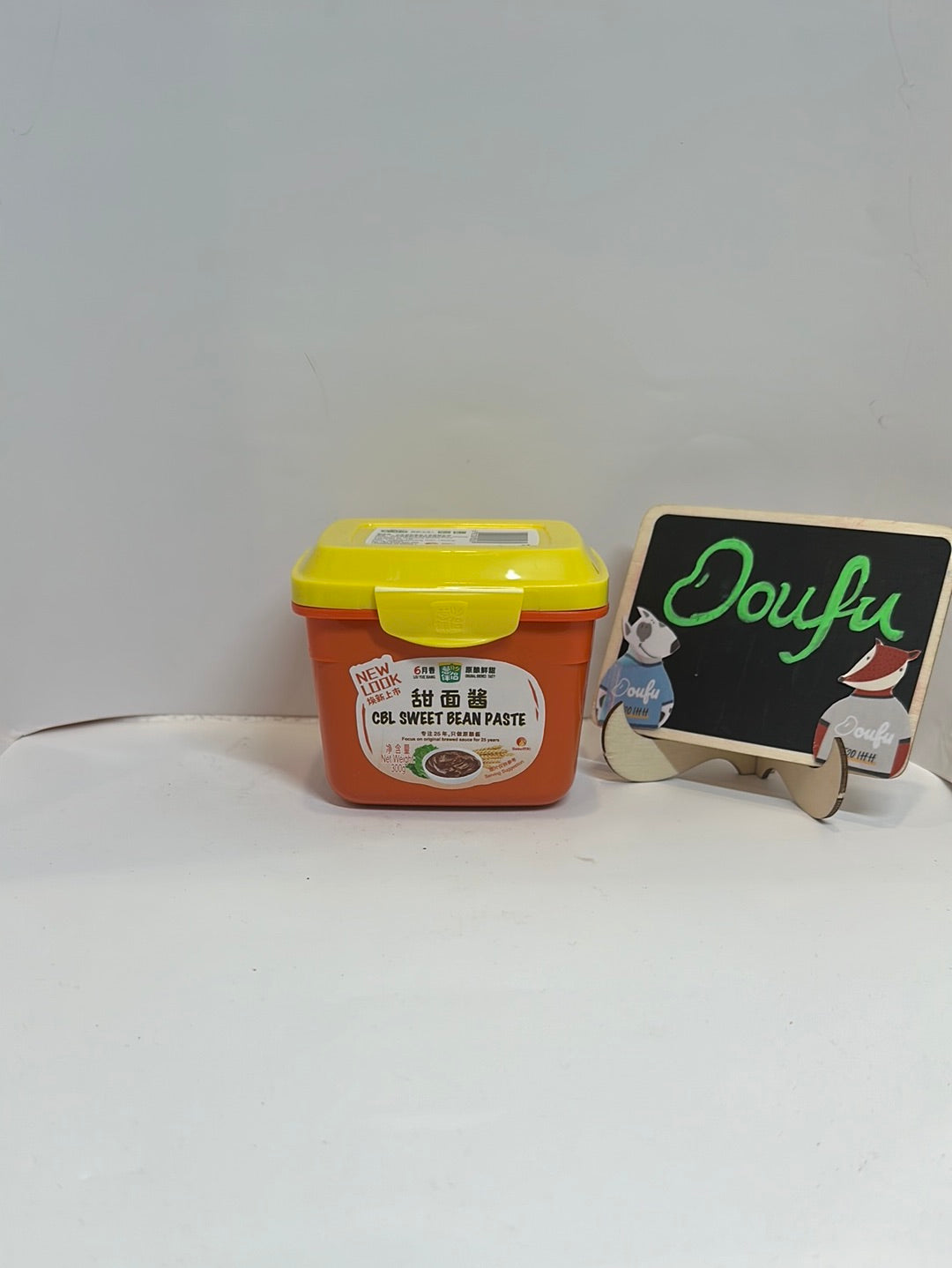 CBL Sweet Bean Sauce Tub 六月香甜面酱 300g