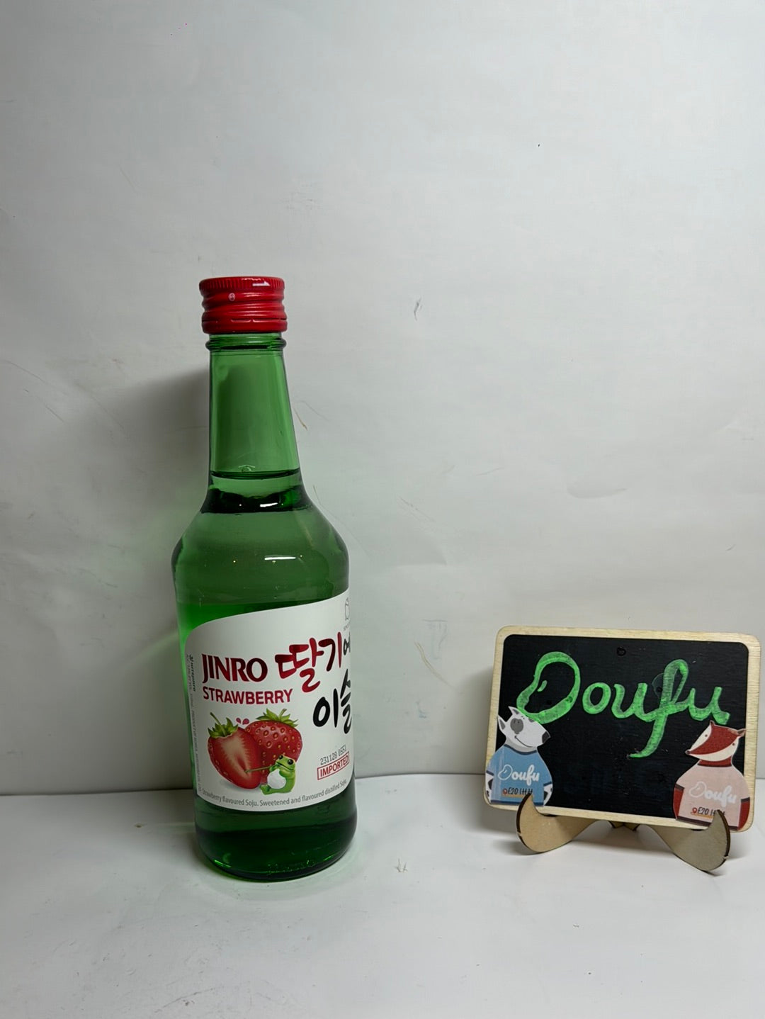 HiteJinro Chamisul Strawberry韩国烧酒草莓味350m