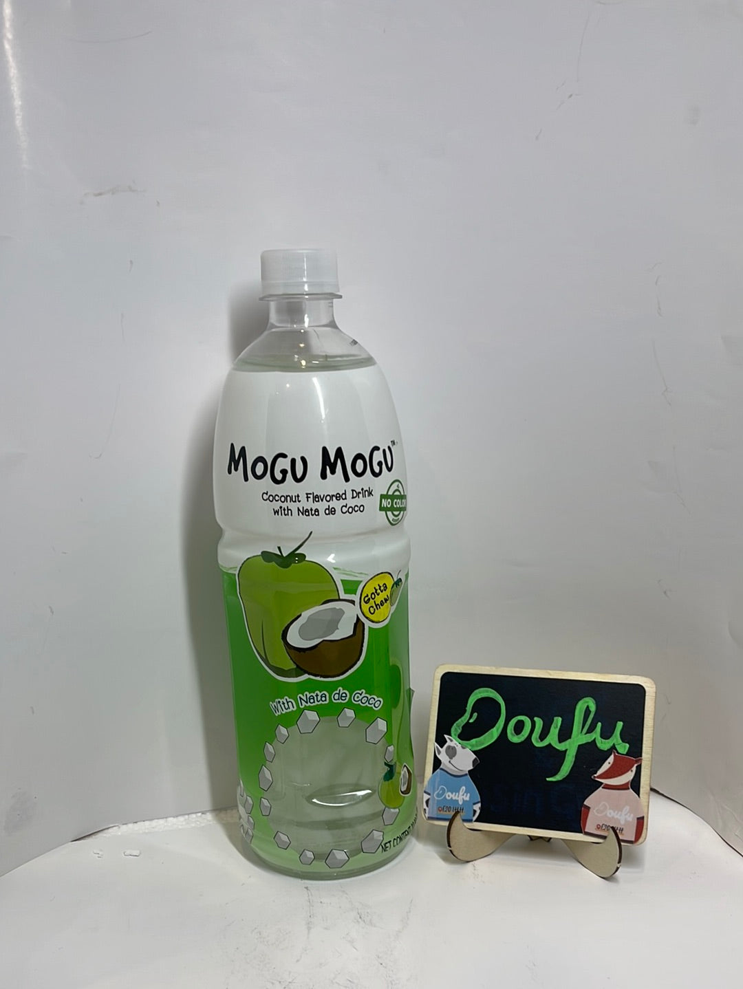 Mogu Mogu Coconut drink 椰子饮料带椰果 1L
