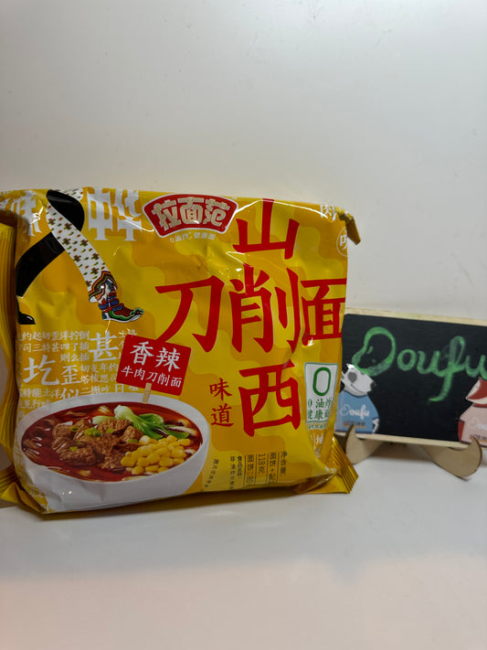 Knife Cut Noodle Spicy Beef 今麦郎拉面范刀削面香辣牛肉118g